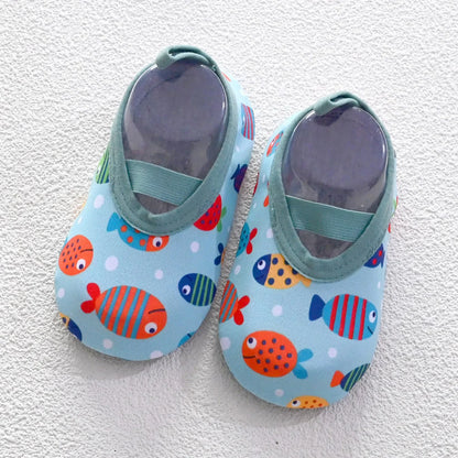 Zapatillas acuáticas para niños: Zapatillas deportivas de playa para deportes acuáticos. Calzado para natación y actividades tanto en interiores como al aire libre. Zapatillas descalzas para niños y niñas.